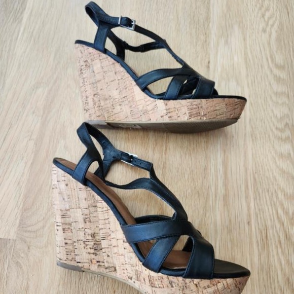 Le Chateau wedge black cork heels - Picture 6 of 8